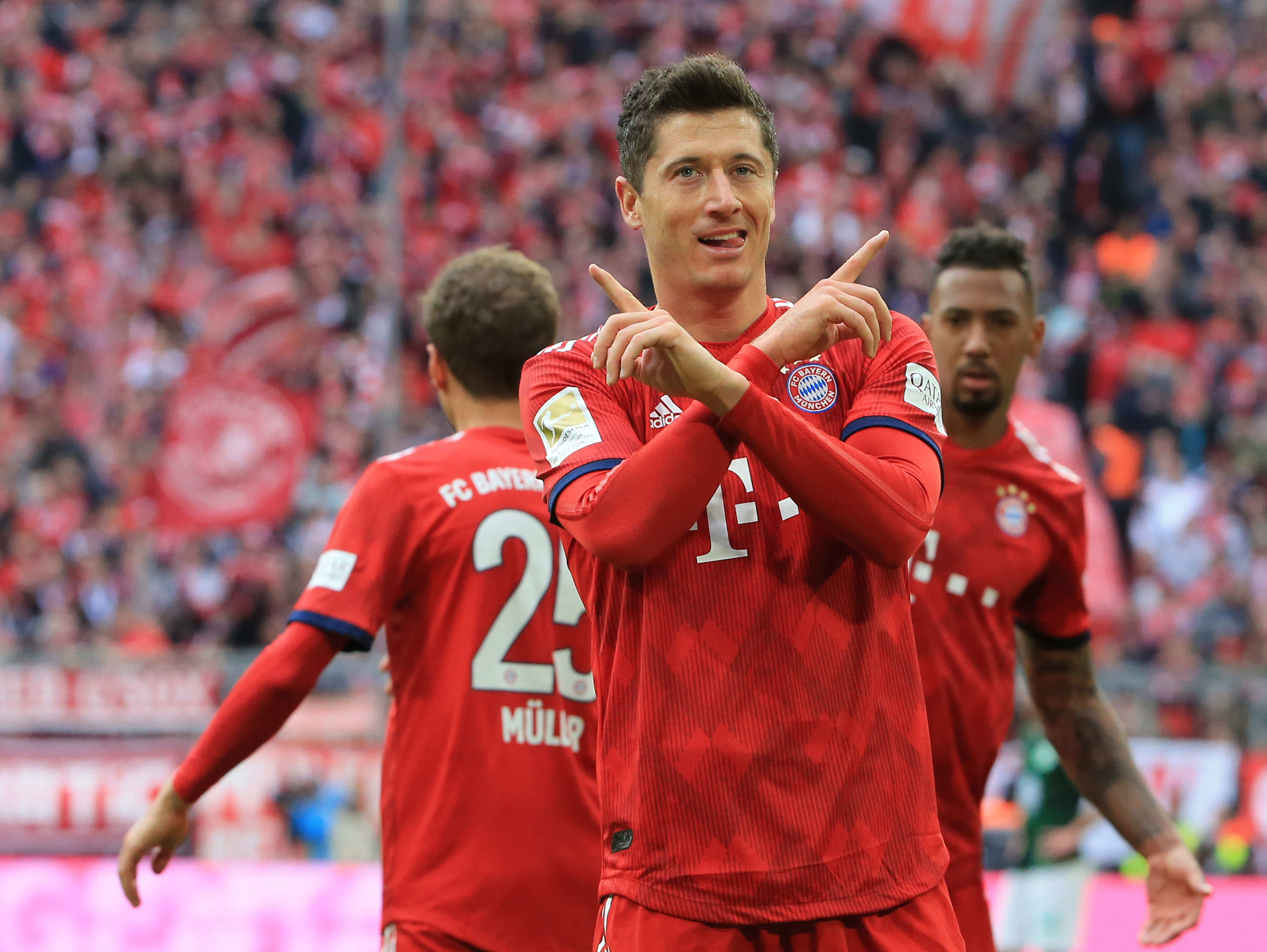 哈兰德晒合照被发现鼓舞士气口号：我们不是弱者，我们是曼城