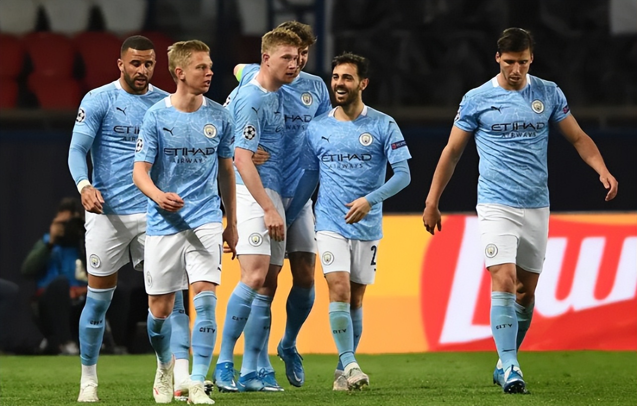 久哲战队战至巅峰夺冠，周柯宇FMVP，花海收获遗憾，瓶子热搜第一